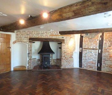 Cromwell Cottage, Church Street, Worcester, Worcestershire, WR8 - Photo 1