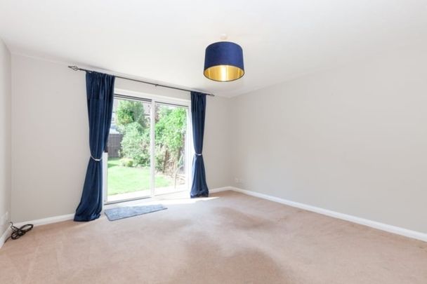 Coopers Gate, Banbury - Photo 1