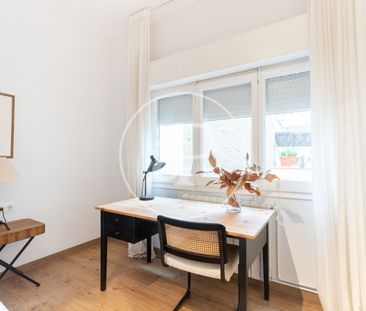 Apartment for rent in Gran de Gracia - Photo 2