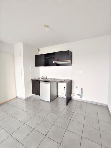 Location Appartement 2 pièces 38m² LAUNAGUET 31140 - Photo 3