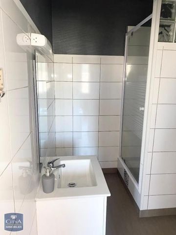 Location Appartement 1 pièce 25m² NIORT 79000 - Photo 5