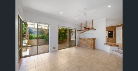Spacious Family Home | Applecross SHS Zone - Photo 4