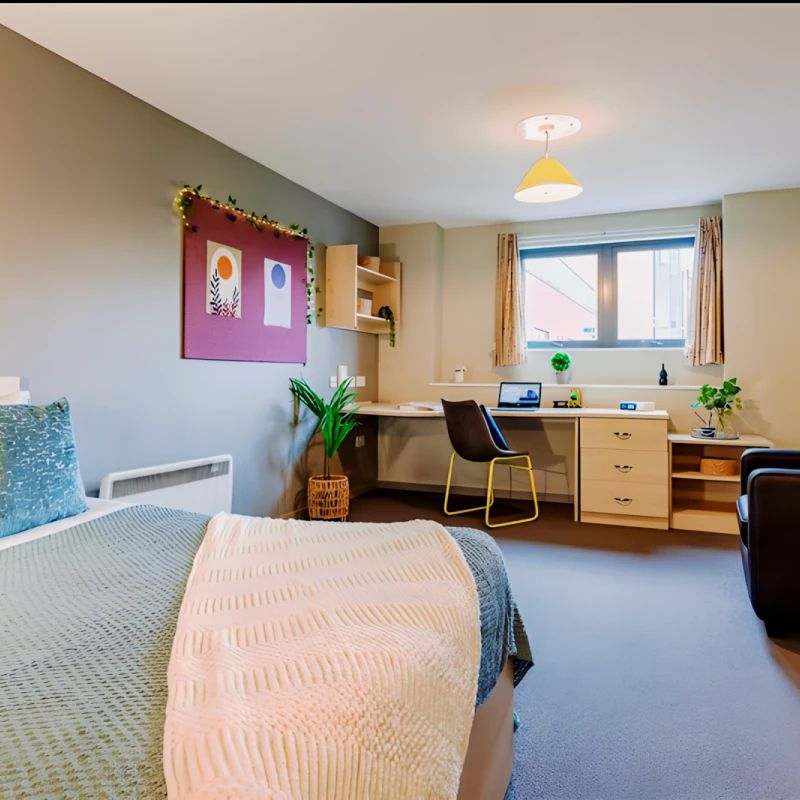 Classic En-Suite Plus - Photo 1