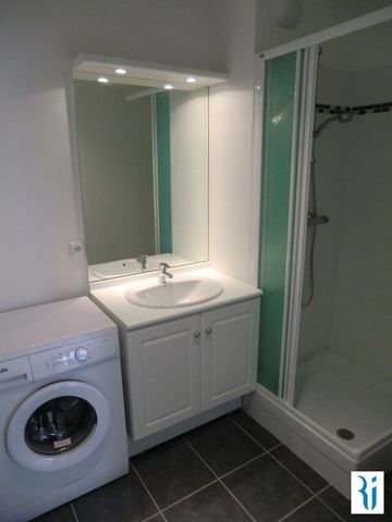 Location Appartement 2 pièces 43m² ROUEN 76000 - Photo 4