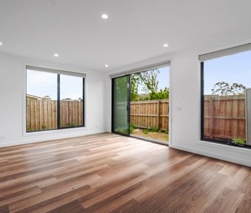 Brand New Modern Townhouse Offering Style, Space & Convenience in J... - Photo 6