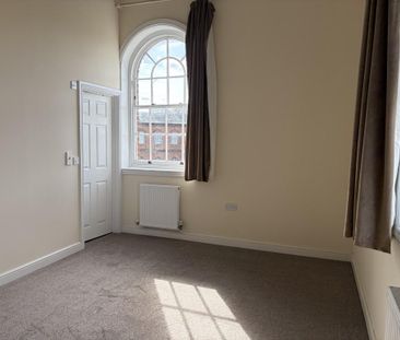 3 bedroom apartment to rent - Photo 2