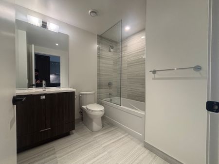 For Lease - 8 Interchange Way Unit# 1515, Vaughan, Ontario - Photo 3