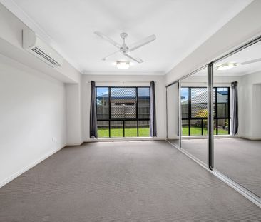 Fresh Family Home in Mount Sheridan - Photo 6