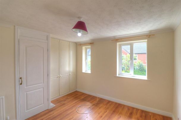 St Marys Road, Evesham - Photo 1