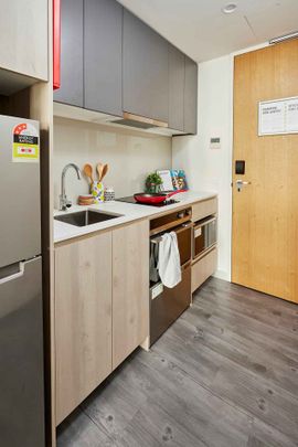 Signature Plus Studio, Double Bed - Photo 1