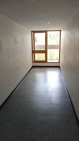 Type 3 atypique avec vue dégagée - Photo 5