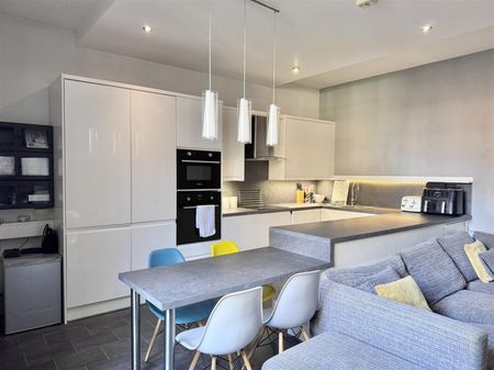 Heworth Croft, York - Photo 5