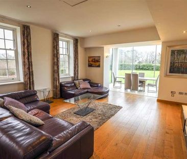 Wyatt House, Hensol Castle Park, Hensol, Pontyclun, CF72 - Photo 2