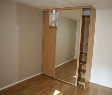 F2 PROCHE CENTRE - Photo 1