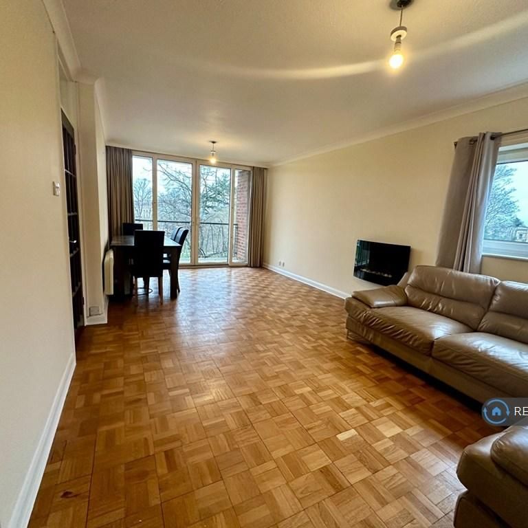 2 bedroom flat to rent - Photo 1