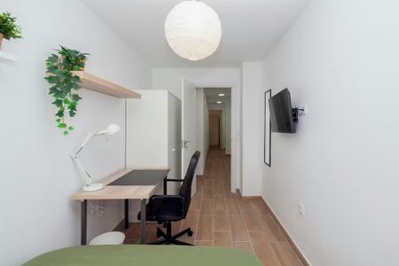 Carrer tres Forques, Valencia, Valencian Community 46018 - Foto 4