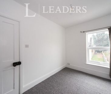 2 bedroom house to rent Princes Street, Dunstable, Bedfordshire, LU6 - Photo 2