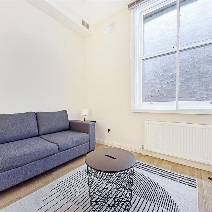 Studio to rent - Photo 1