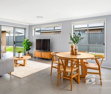 Modern Family Living Awaits in Heritage Parc Estate! - Photo 3