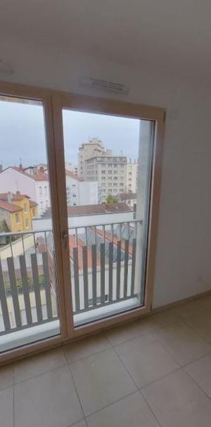 Appartement T1 A Louer - Lyon 7eme Arrondissement - 25.09 M2 - Photo 1