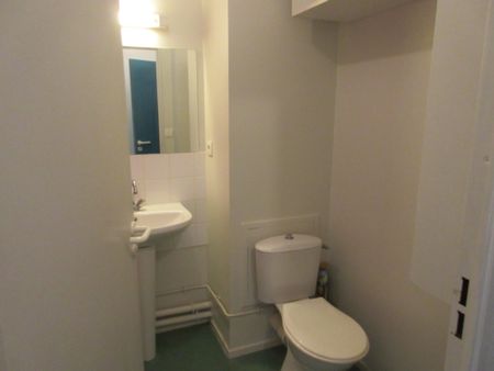 Location Appartement 1 pièce 25m² - Photo 4