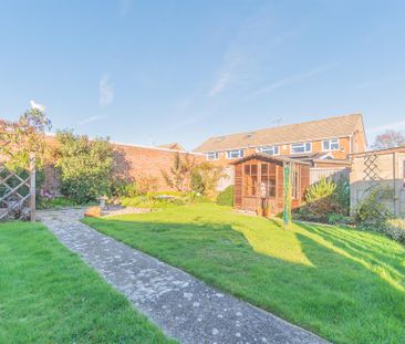 Fairfield Close, Hythe, Part Furnished - Photo 1