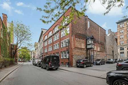313 Place D'Youville, Apt. 301, QC, CA, Montreal - Photo 3