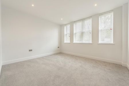 3 bedroom flat to rent - Photo 5