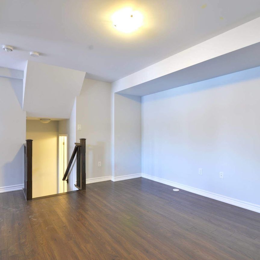 For Lease - 3062 Gardenia Gate, Oakville, Ontario - Photo 1