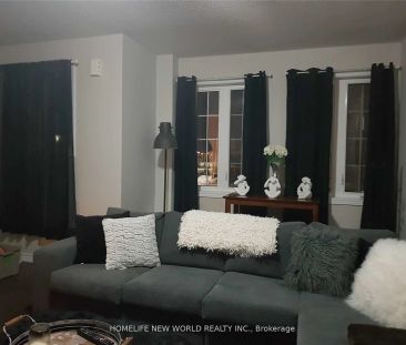 Condo Townhouse For Lease | W9194945 - Photo 2