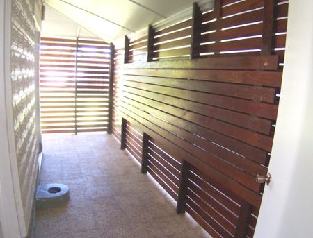 Small Studio Apartment - Photo 5