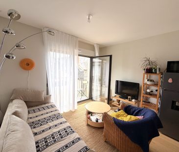 À LOUER – APPARTEMENT TYPE 2 DUPLEX DANS UN BEL IMMEUBLE CENTRE DE ... - Photo 1