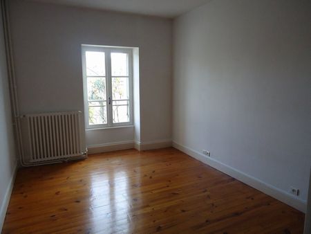 Location Appartement 2 pièces 57m² NEVERS 58000 - Photo 3