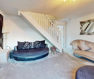 4 bedroom semi-detached house to rent - Photo 3