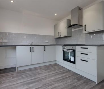 3 bedroom terraced house to rent - Photo 6