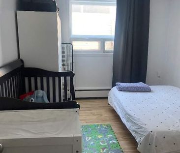 41/2 près du centre Vidéotron, HSF et HEJ - Photo 2