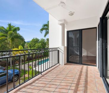 Convenient unfurnished Esplanade apartment. - Photo 1