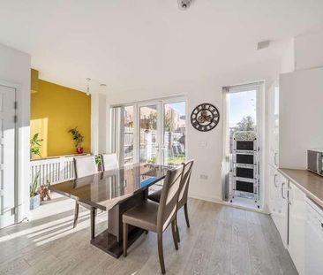 London, Colindale, NW9 - Photo 3