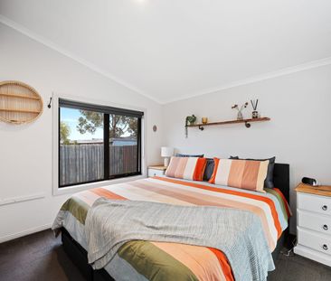 Easy Living Family Home - Photo 6