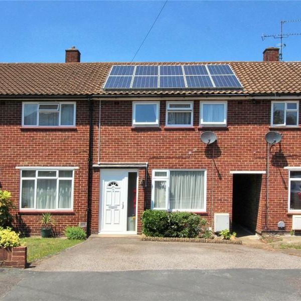 3 bedroom terraced house to rent - Photo 2