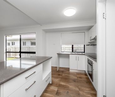 Four Bedroom Family Home! - Photo 2