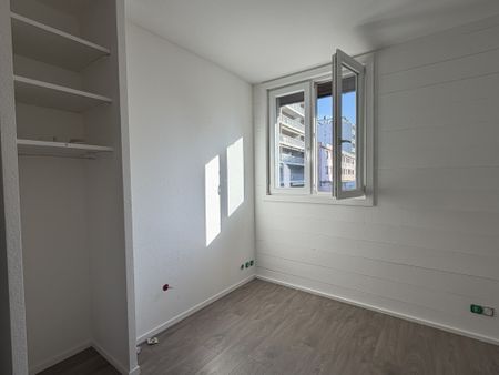 Location Appartement 1 pièce 15m² CHAMBERY 73000 - Photo 2