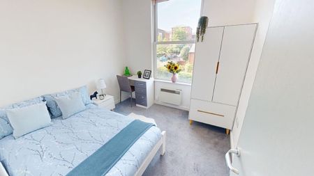 2 bedroom flat to rent - Photo 2