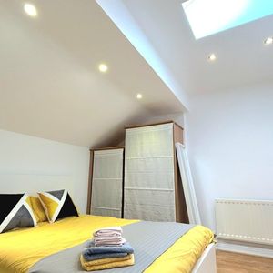 Spacious room in shared apartment in Portersfield, Dublin - Photo 2