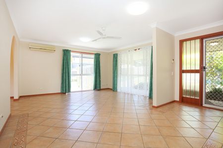 21 Ealing Court, Nerang QLD 4211 - House For Rent | Domain - Photo 3