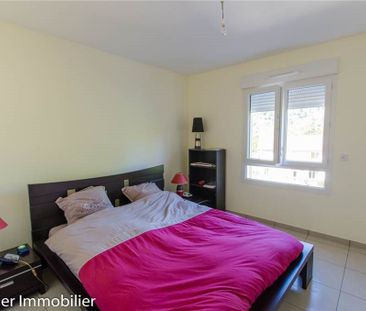 Location Appartement 3 pièces 76m² ST MARCELLIN 38160 - Photo 3