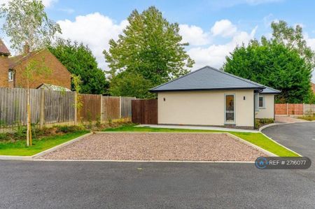 2 bedroom bungalow to rent - Photo 2