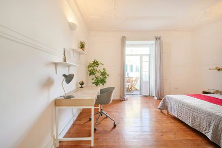 Rua Marquês Sá da Bandeira, Lisbon, Lisbon 1050-150 - Photo 4