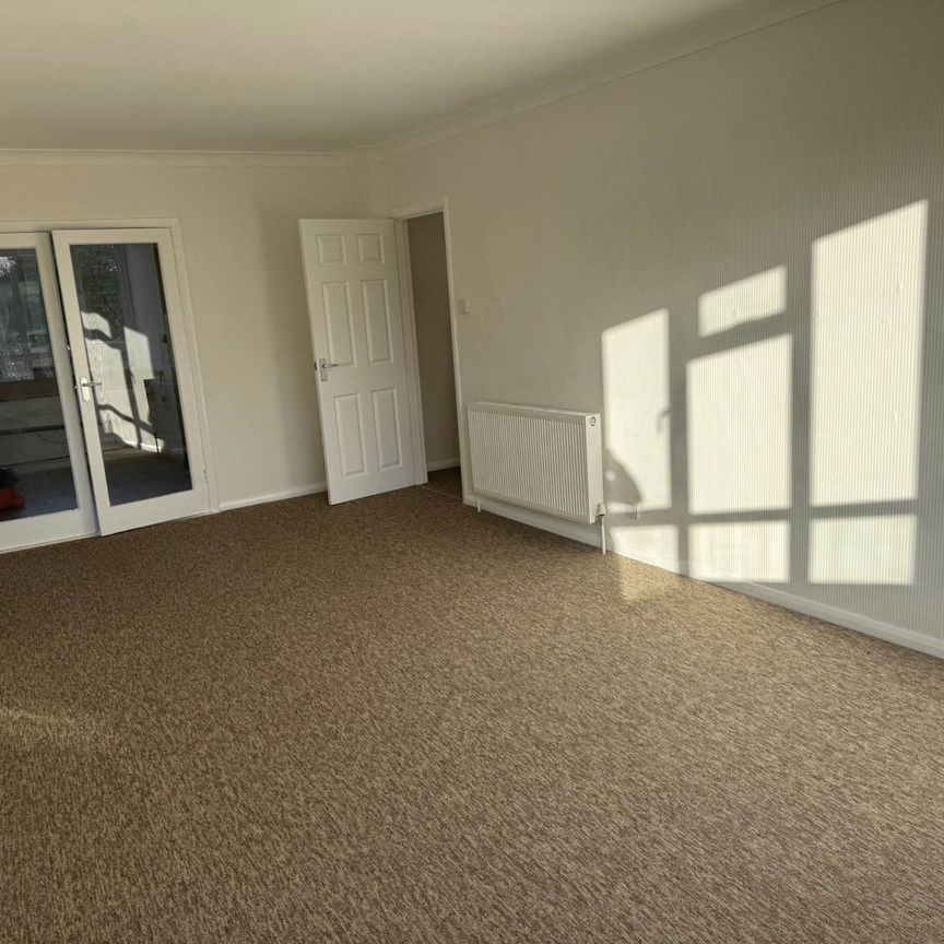 Turrett House, Felpham - Photo 1