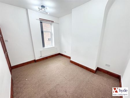 26 Heywood Road, Sale, M33 3WB, M33 3WB - Photo 2